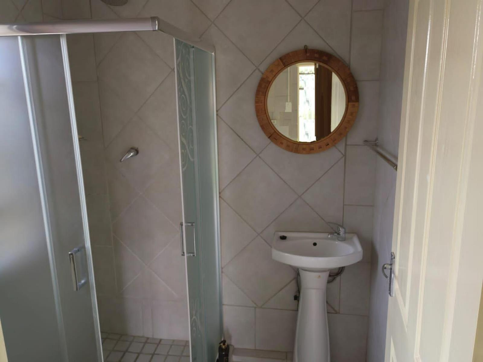 Sibahlenomhlambi Guesthouse Спрингс Номер фото