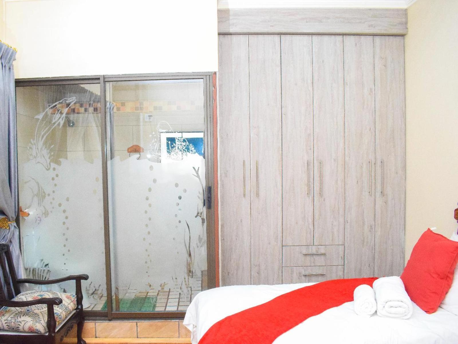 Sibahlenomhlambi Guesthouse Спрингс Номер фото